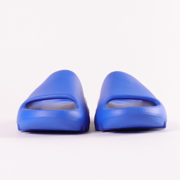 ♦️SOLD♦️YEEZY SLIDES AZURE - Picture 3 of 7